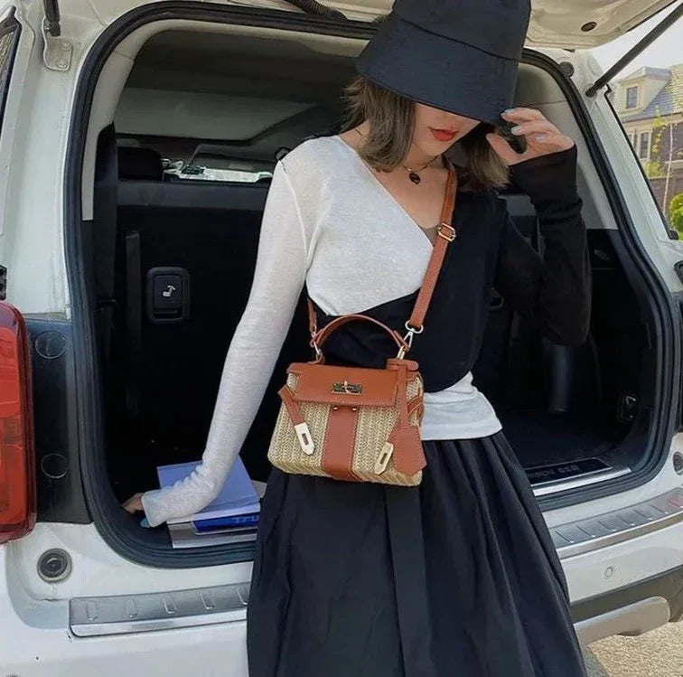 Wren Straw Bag